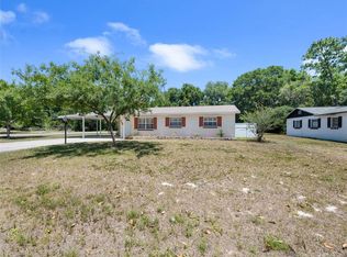 710 Nuzum St, Fruitland Park, FL 34731
