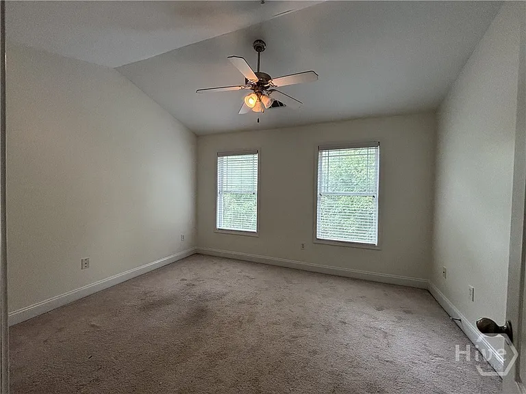 409 Whitehall Rd — Photo 13