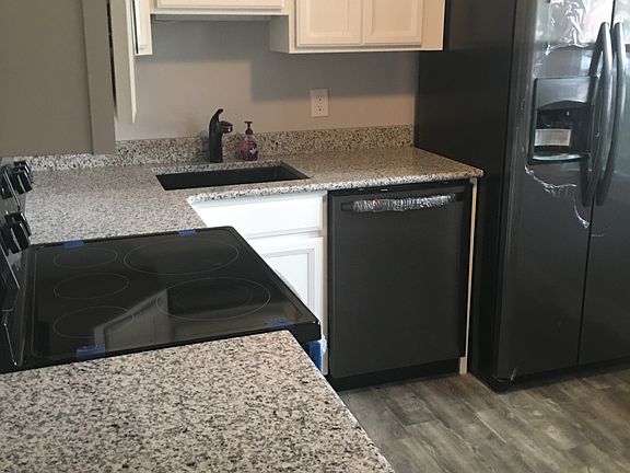 5th image of 102 Covington Dr