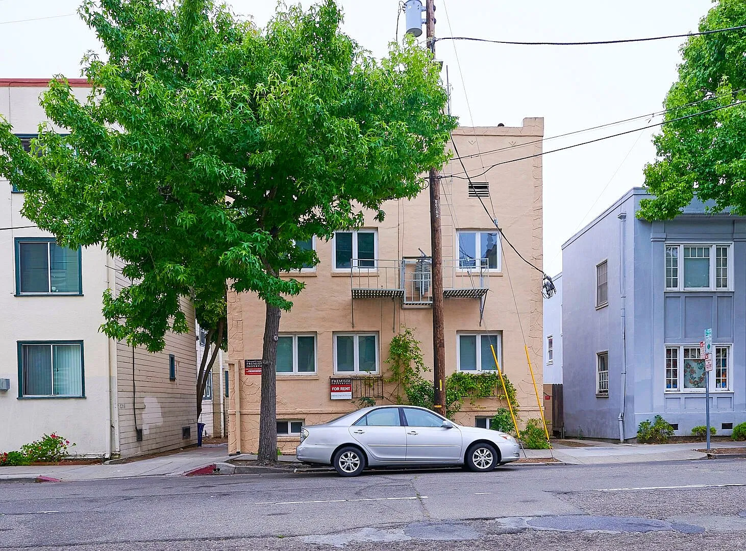 Ellsworth Street, 2312-2314 — Photo 1
