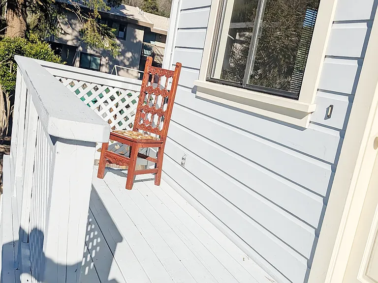 423 Shoreline Hwy #BACK — Photo 3