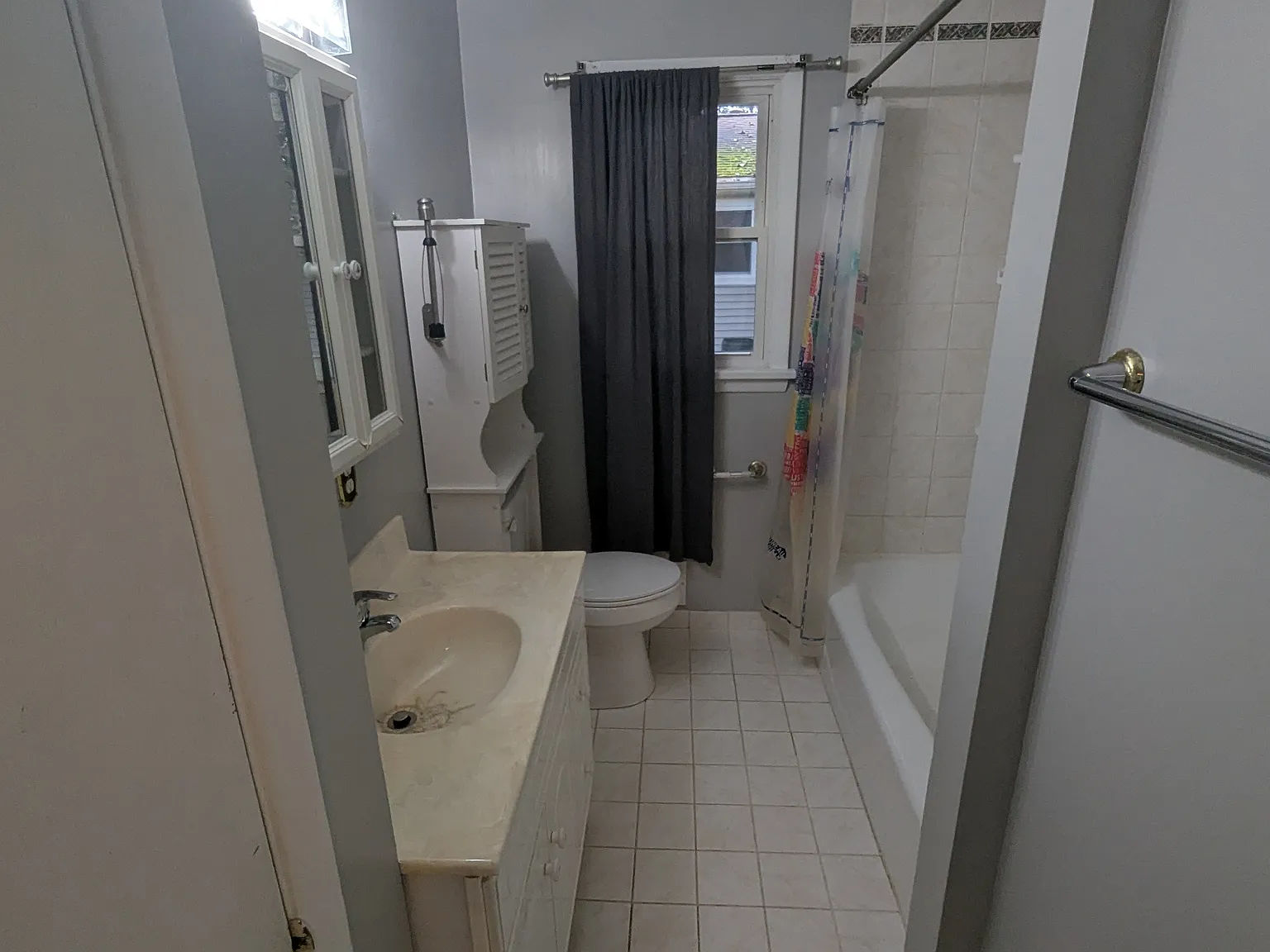 5 bed, 1336 sqft, $2,800 — Photo 2