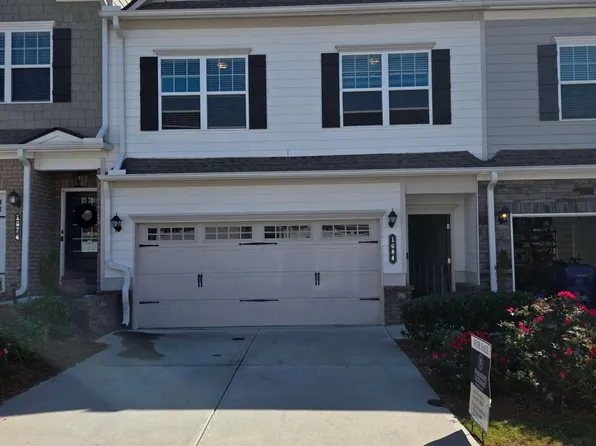1084 Burke St, Lawrenceville, GA 30046