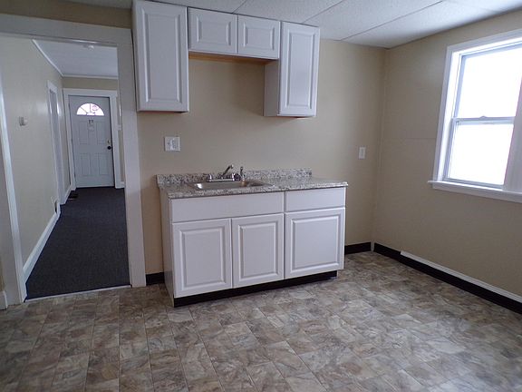5th image of 1717 Walnut Ave #1