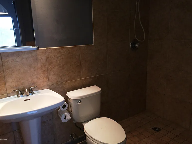 2801 S Paradise Mountain Rd — Photo 12