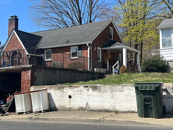 5th image of 49 Fort Putnam St
