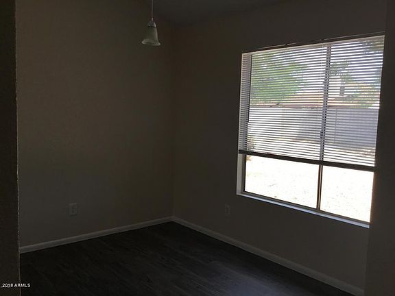 4th image of 2116 W Potter Dr