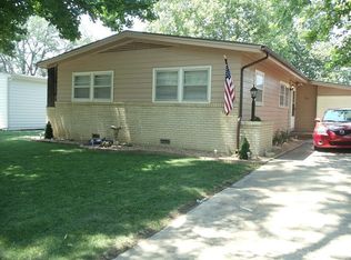 723 S Riverview Ave, Derby, KS 67037
