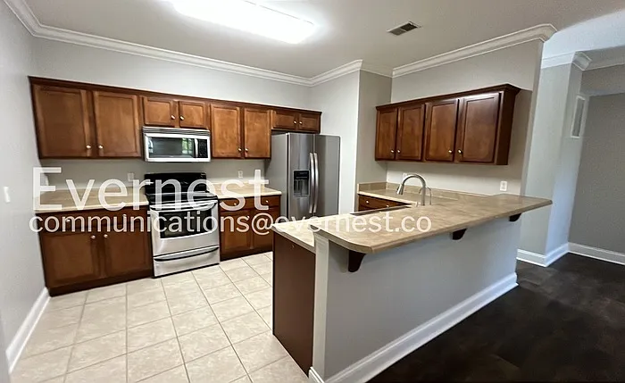6721 Brianna Way — Photo 3