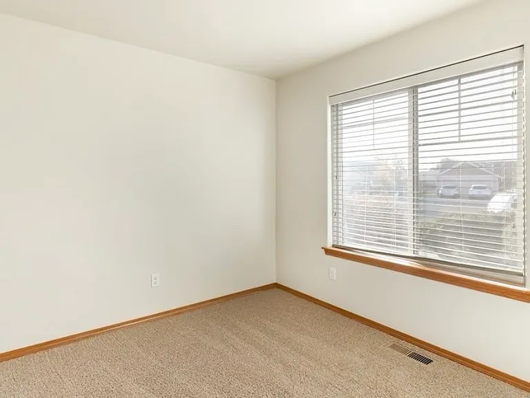 209 W Hailey Ct — Photo 6