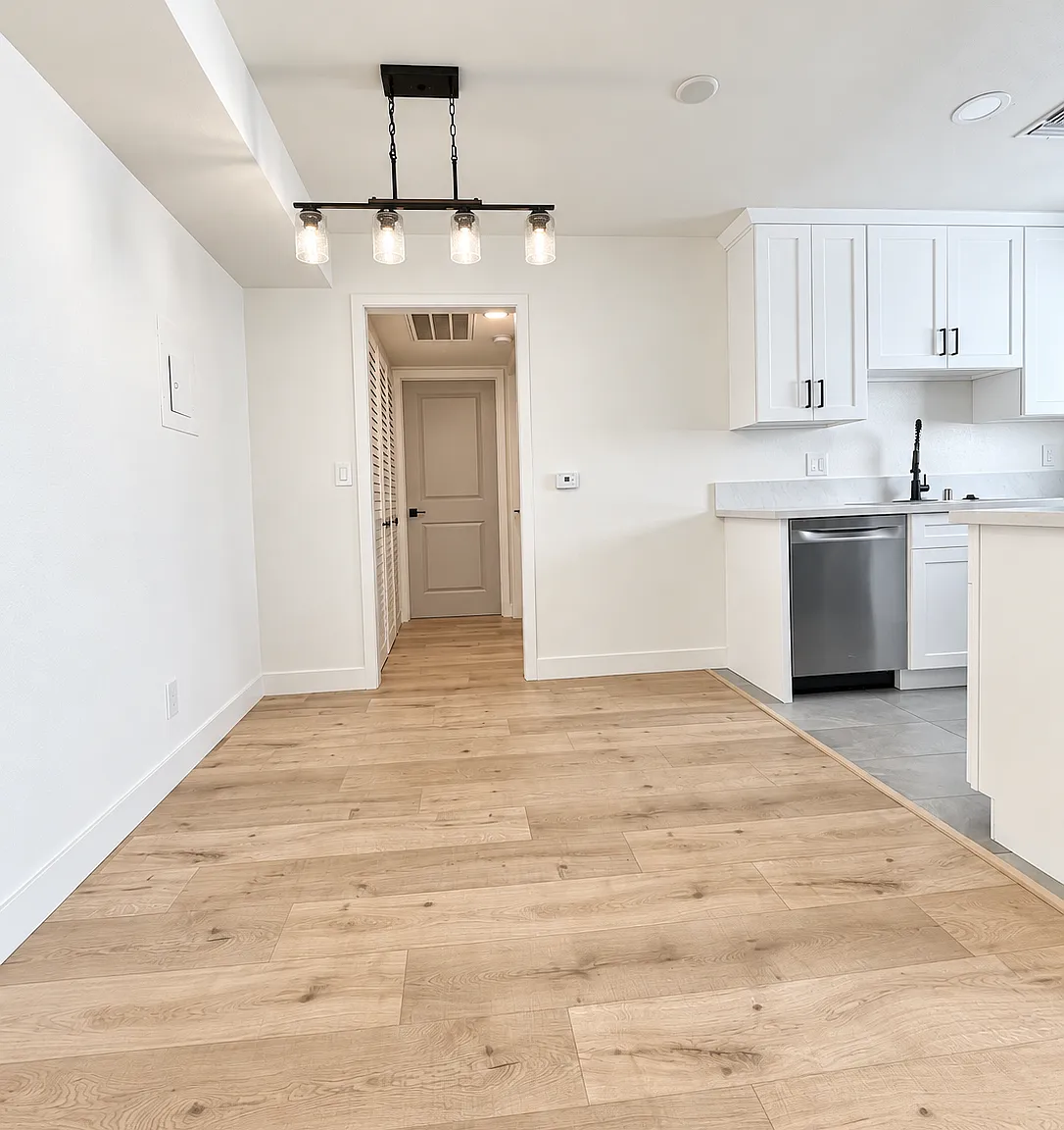 2 bed, $2,295 — Photo 4
