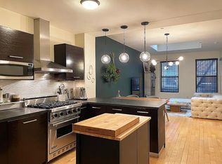 44 W 22nd St APT 2R, New York, NY 10010