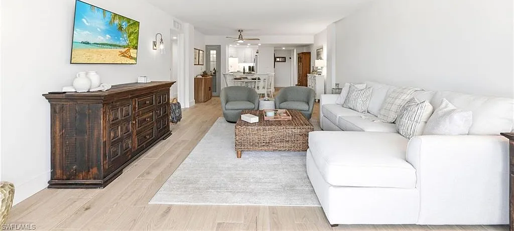 2 bed, 2.0 bath, 1071 sqft, $8,000 — Photo 4