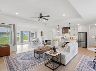 2305 N Traveller Dr, Columbia, MO 65202