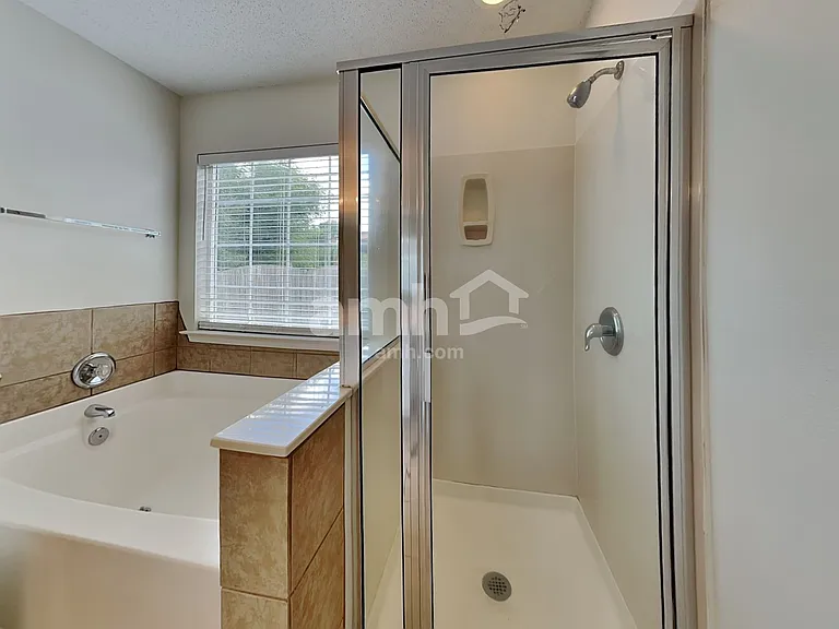 200 Revis Creek Ct — Photo 12