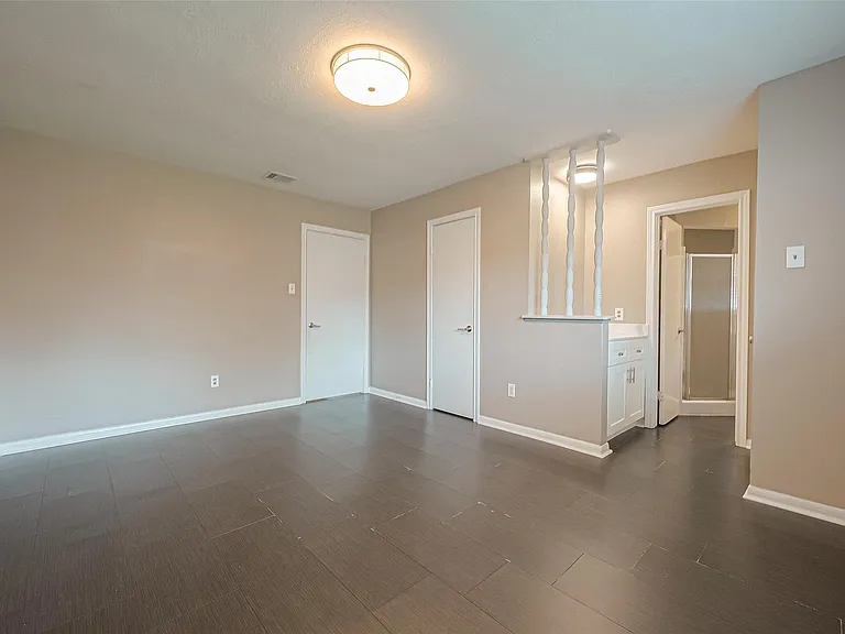 11406 High Star Dr — Photo 33