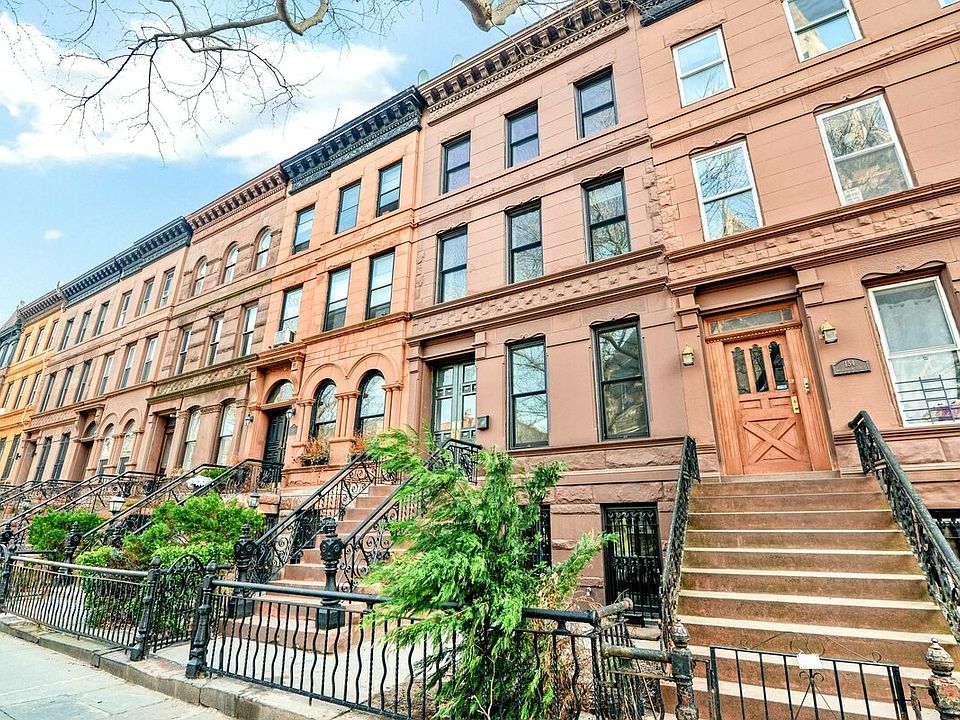 1st image of 156 Macdonough St #1