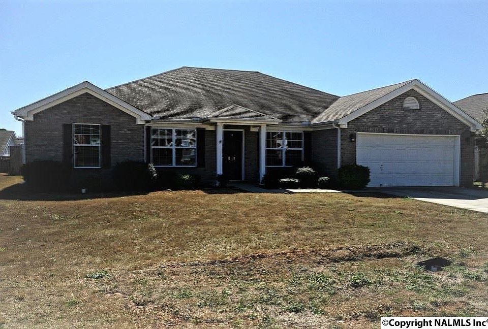 1st image of 114 Bellevue Dr