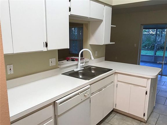 4th image of 650 Lakemont Dr