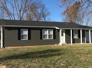 203 Susan Dr, Albers, IL 62215