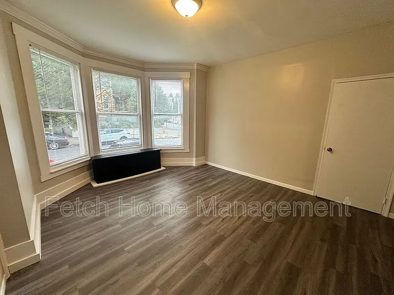 832 N 5th St #1 — Photo 11