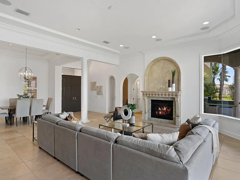 4130 Causeway Vista Dr — Photo 34