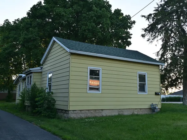 1346 N Division St, Morris, IL 60450