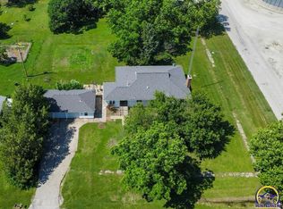 100 W Osage Ave, Hartford, KS 66854