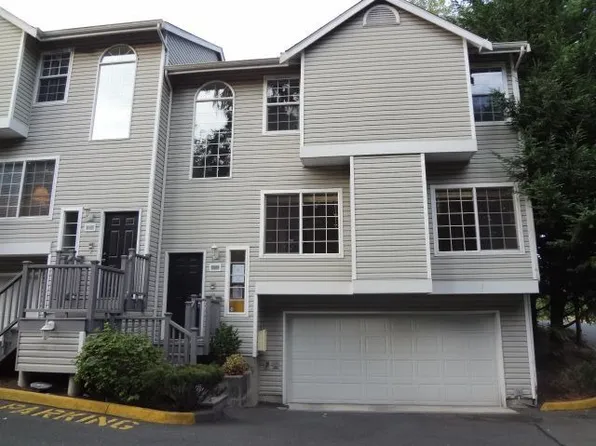 14503 Simonds Rd NE, Kirkland, WA 98034