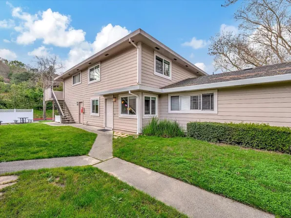 45 Los Padres Cir, Novato, CA 94947