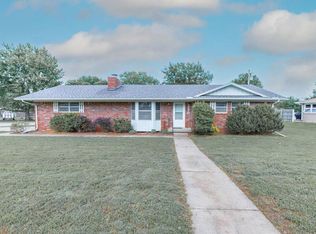 2230 Sherwood Rd, Arkansas City, KS 67005