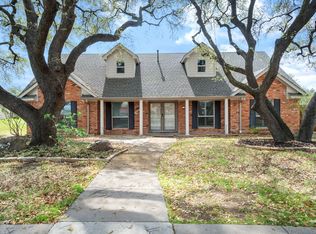 2424 Heather Hill Ln, Plano, TX 75075
