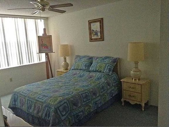 4th image of 1300 Saint Charles Pl APT 414