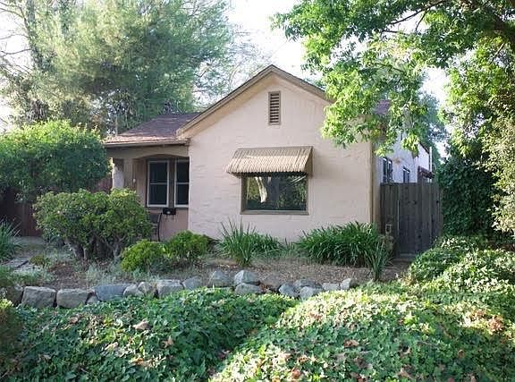 2nd image of 677 Dunholme Way