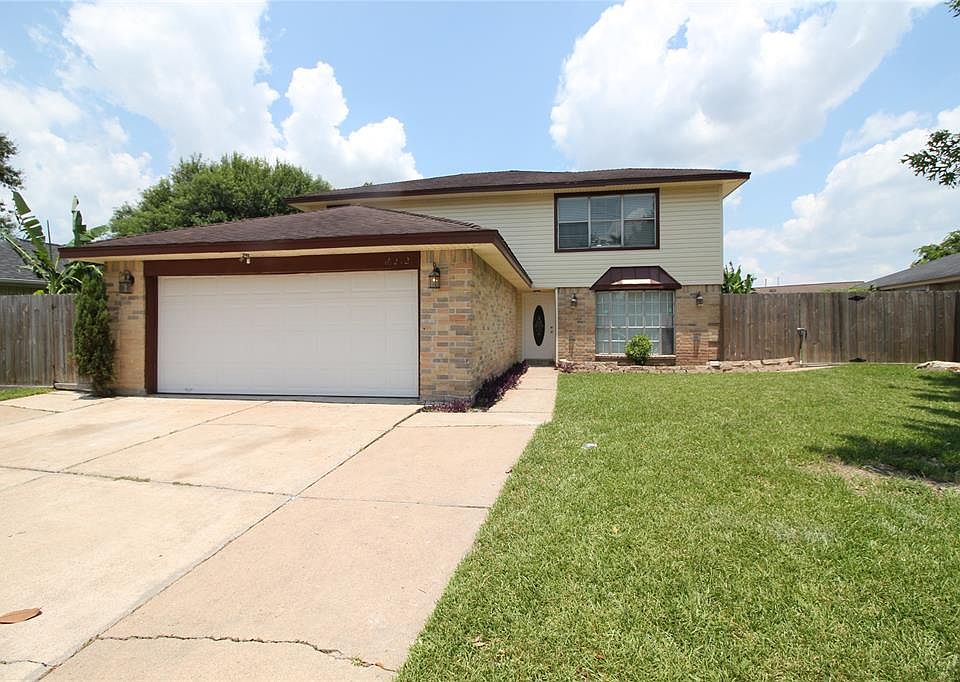 1st image of 16242 Pasadero Dr
