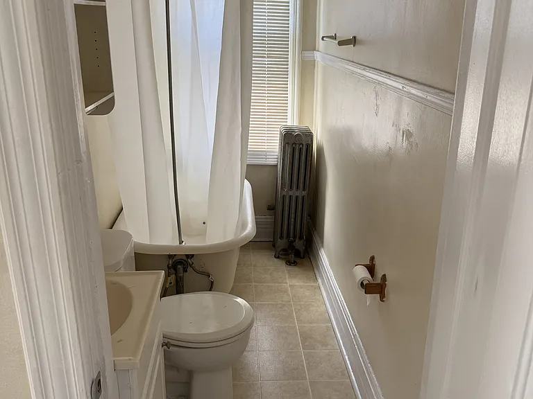 525 Dunbar Ave #3 — Photo 9