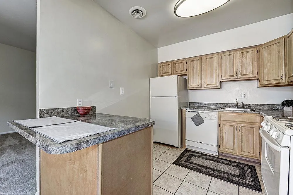 Wheaton House — Photo 1