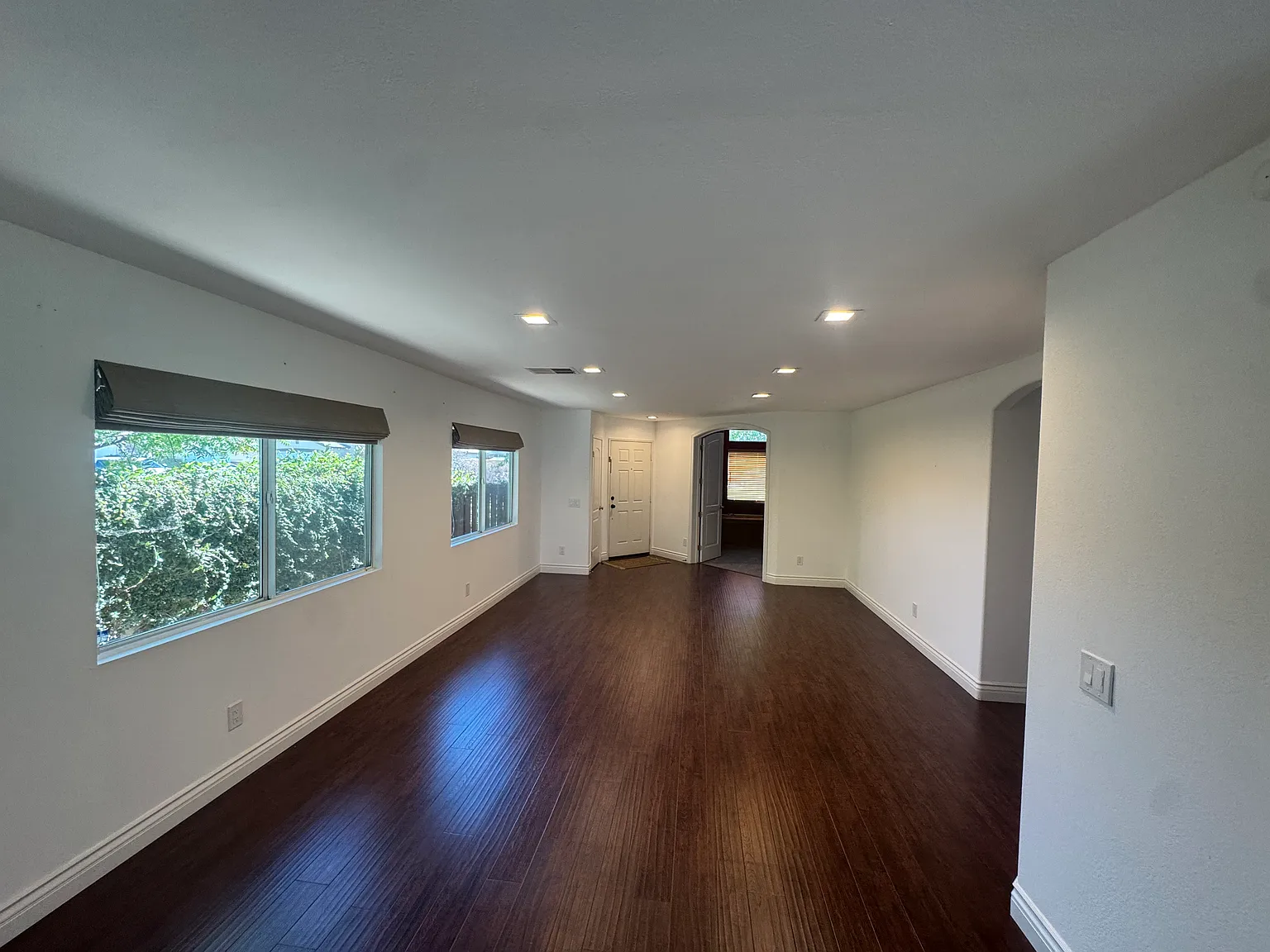 3 bed, 1757 sqft, $3,200 — Photo 4