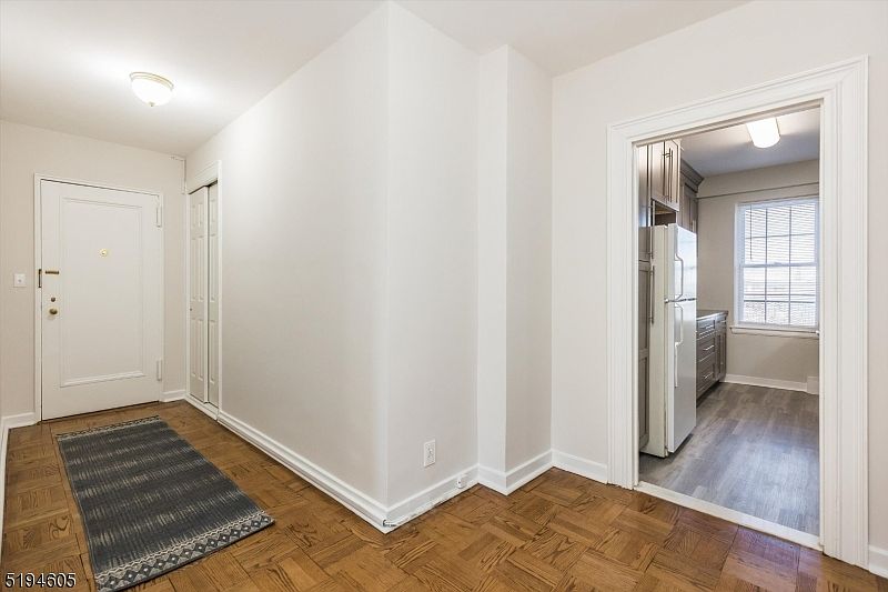 5 Roosevelt Pl Montclair, NJ, 07042 Apartments for Rent Zillow