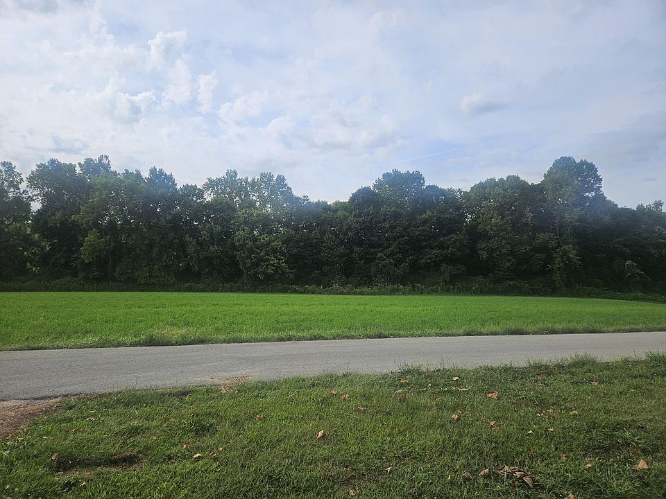2nd image of 1179 Meadow Lark Ln