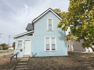 1202 E 5th St, Muncie, IN 47302