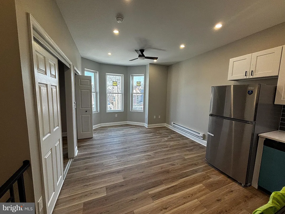 Building Photo - 4520 N 17th St #2