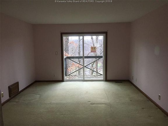 3rd image of 69 Pine Hill Dr