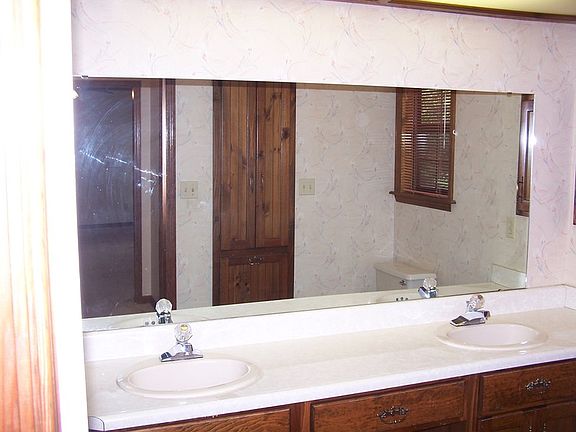 4th image of 2864 Willow Wood Cir