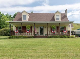 675 Carlock Creek Rd, Chilhowie, VA 24319