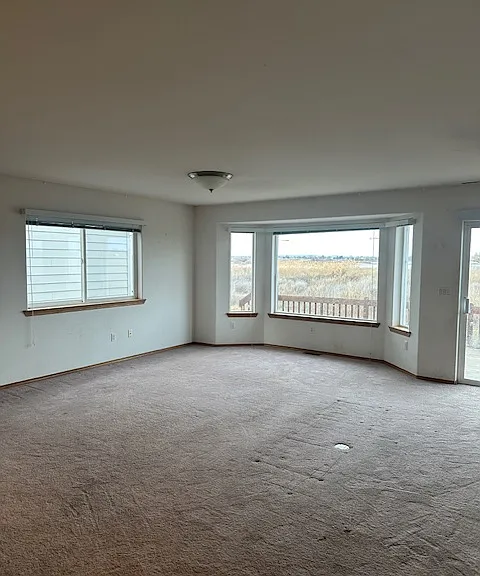 1300 Marina Dr #16 — Photo 2