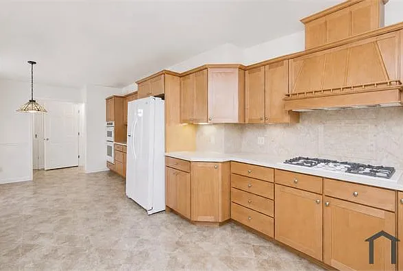 38 Hilton St #1 — Photo 2