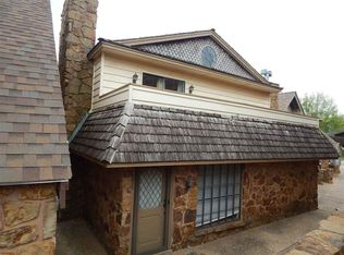 2315 Homestead Rd, Enid, OK 73703