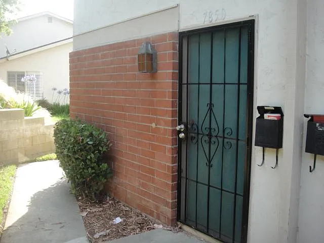7850 Camino Glorita