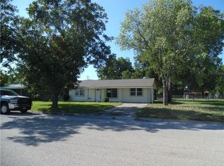 1105 Gantt St, Bangs, TX 76823